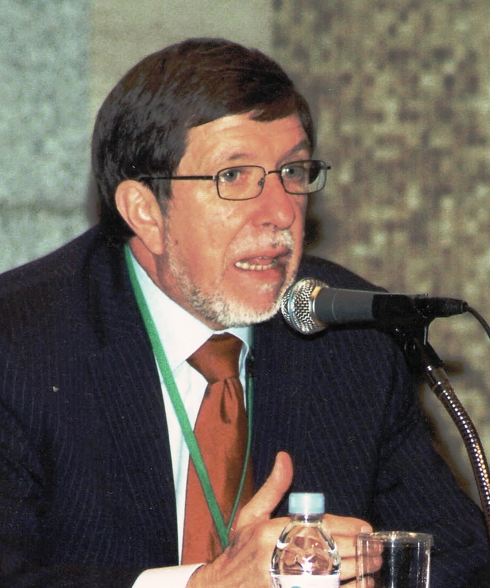 Dr. Peter Schmidt